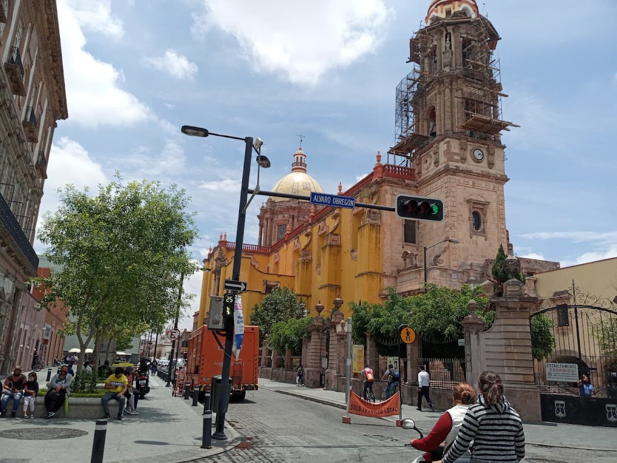 Guanajuato, Mexico — travel destination on RevealSpot